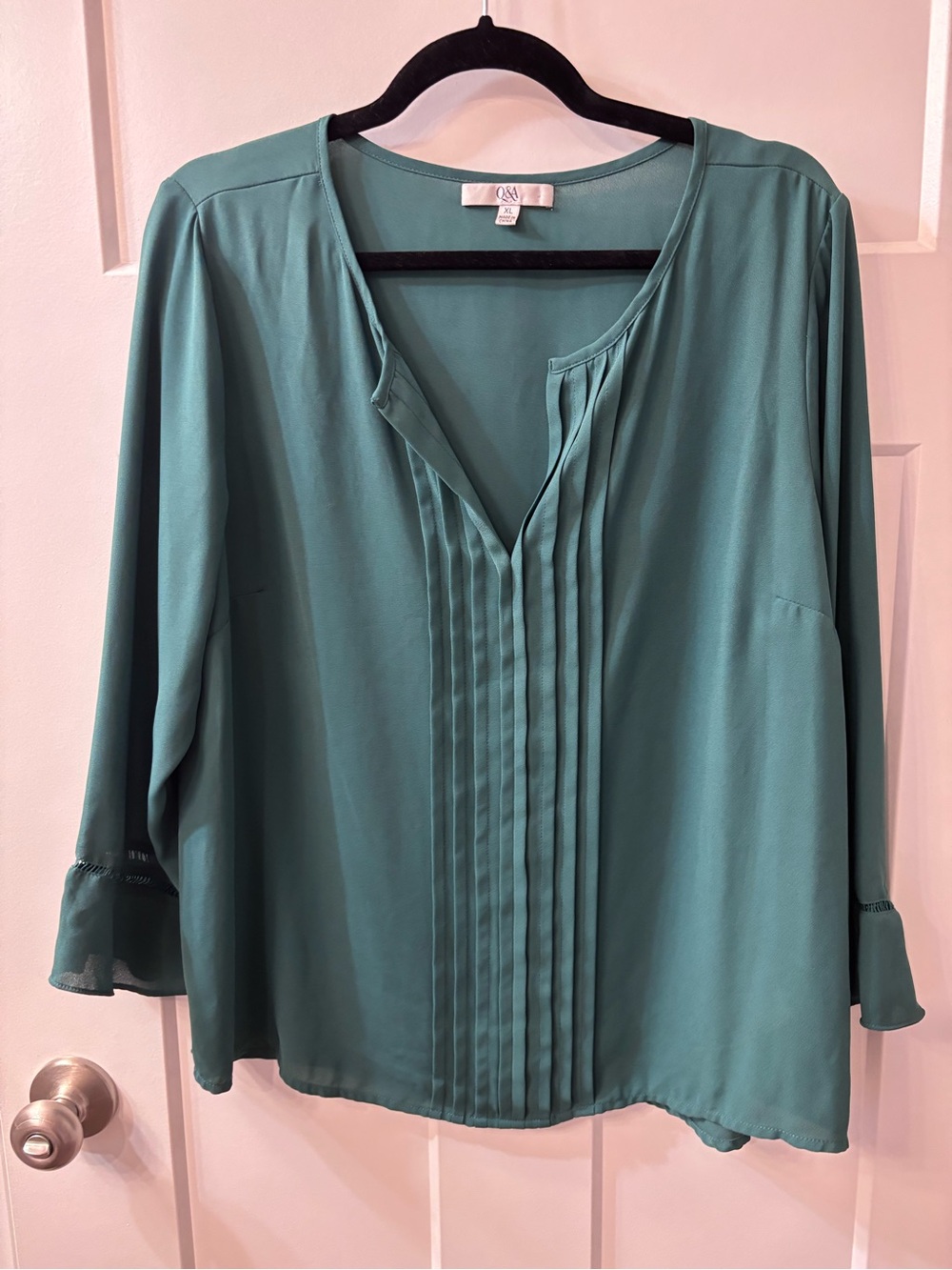 Relaxed Pintuck V-Neck Blouse in Teal